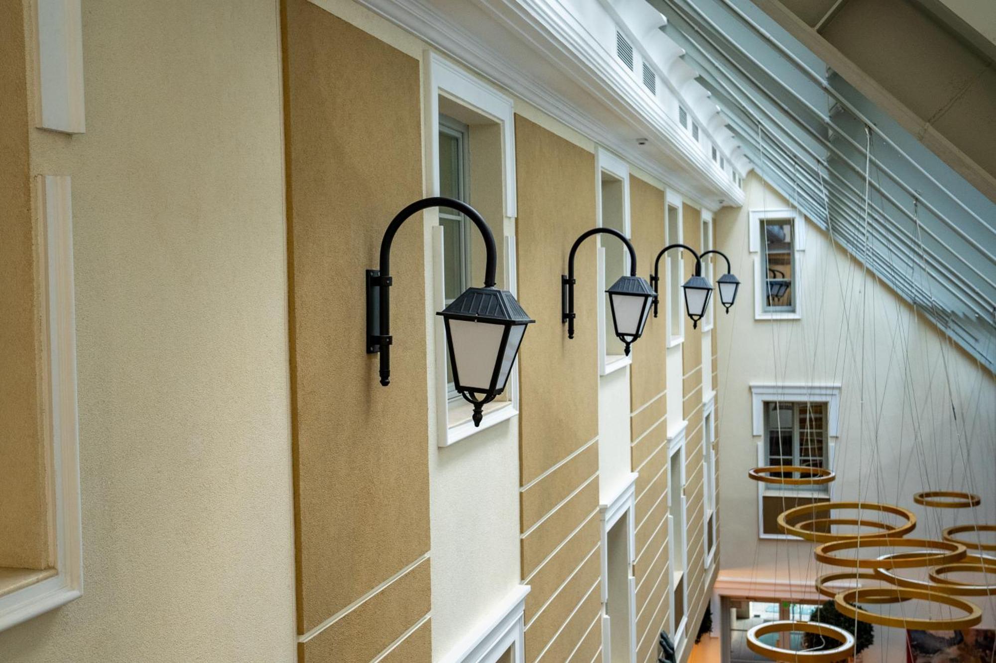 טימישוארה Atlas Hotel מראה חיצוני תמונה