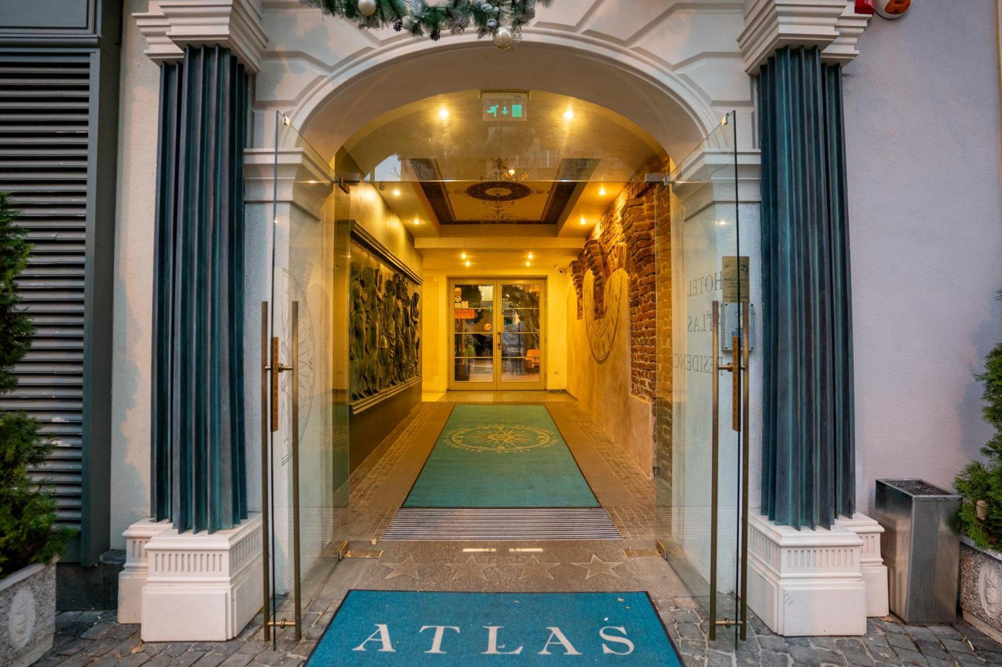 טימישוארה Atlas Hotel מראה חיצוני תמונה