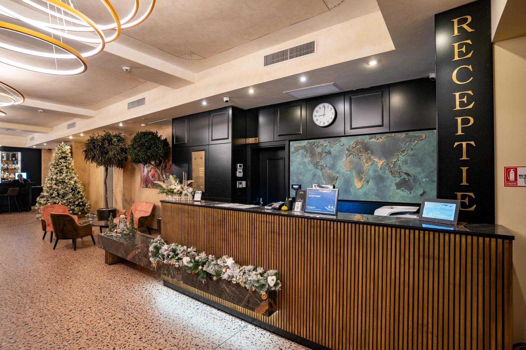 טימישוארה Atlas Hotel מראה חיצוני תמונה