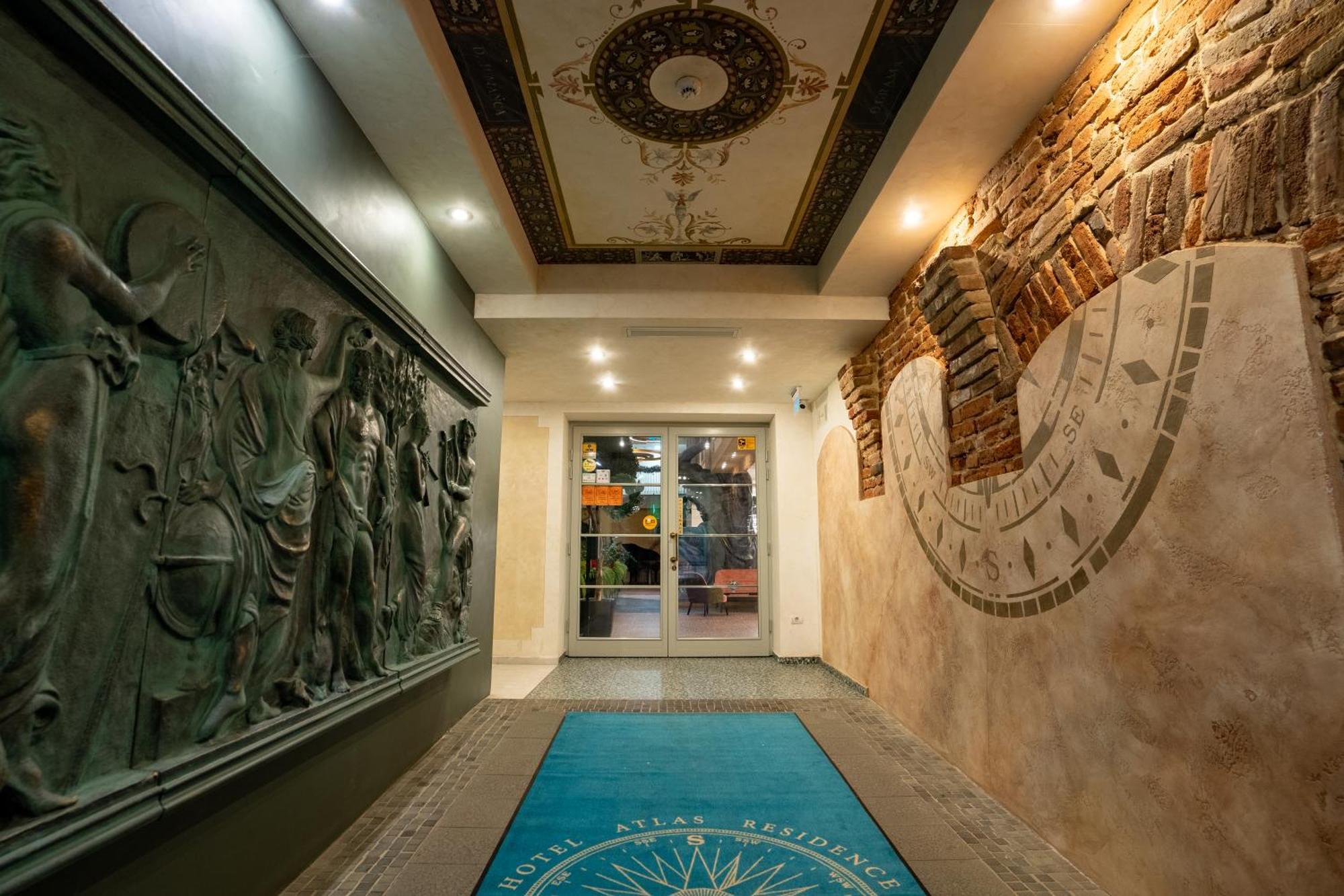 טימישוארה Atlas Hotel מראה חיצוני תמונה