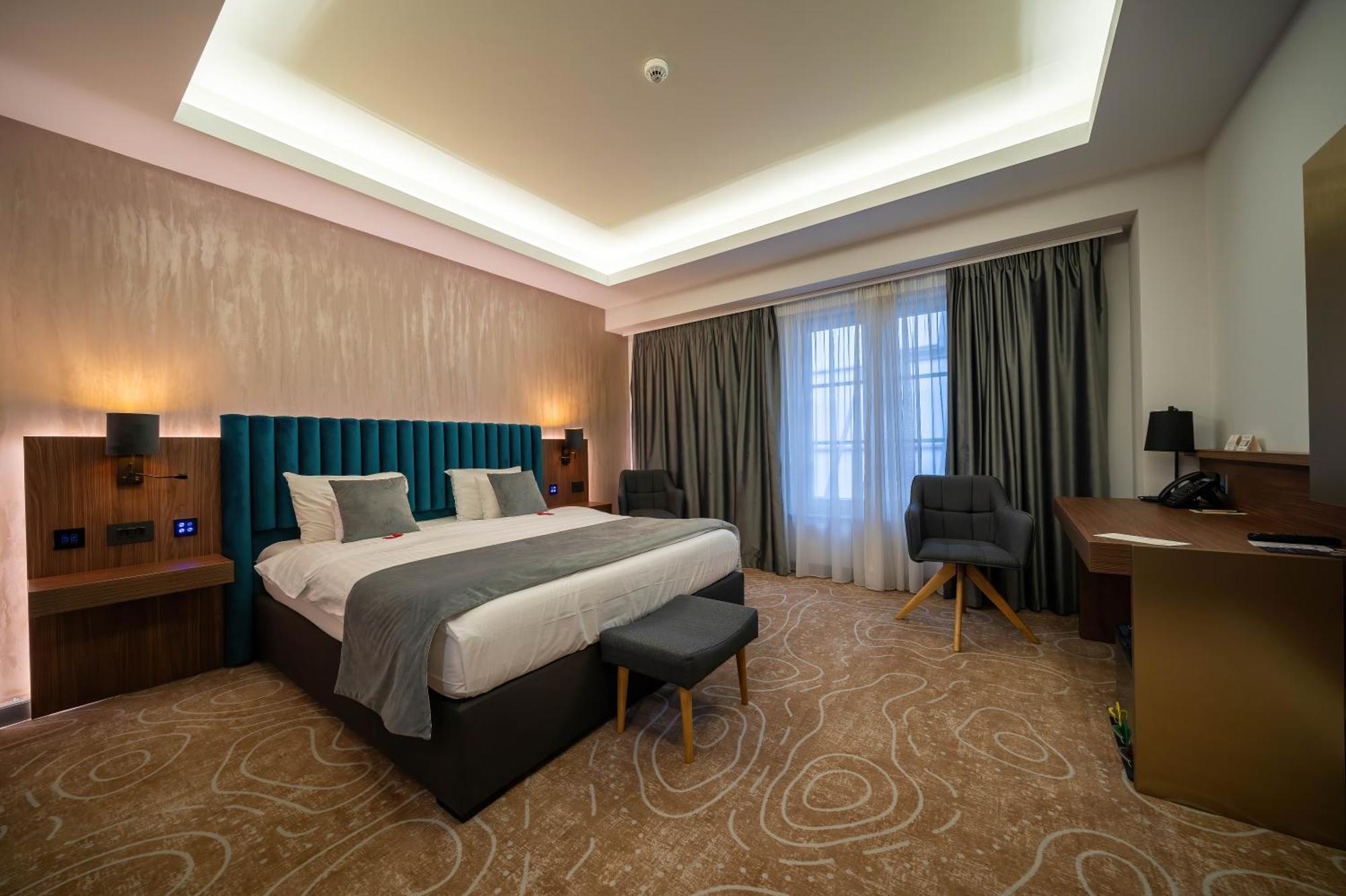 טימישוארה Atlas Hotel מראה חיצוני תמונה
